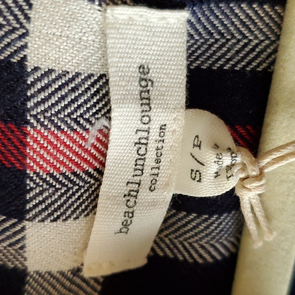Unworn beachlunchlounge Long Sleeve Button - Picture 2 of 3